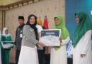Sekretaris Yayasan Kampus Institut Islam Ma’arif Jambi Ibu Dra. Hj. Jawanis Mendapatkan Penghargaan Tokoh Perempuan Inspiratif NU.